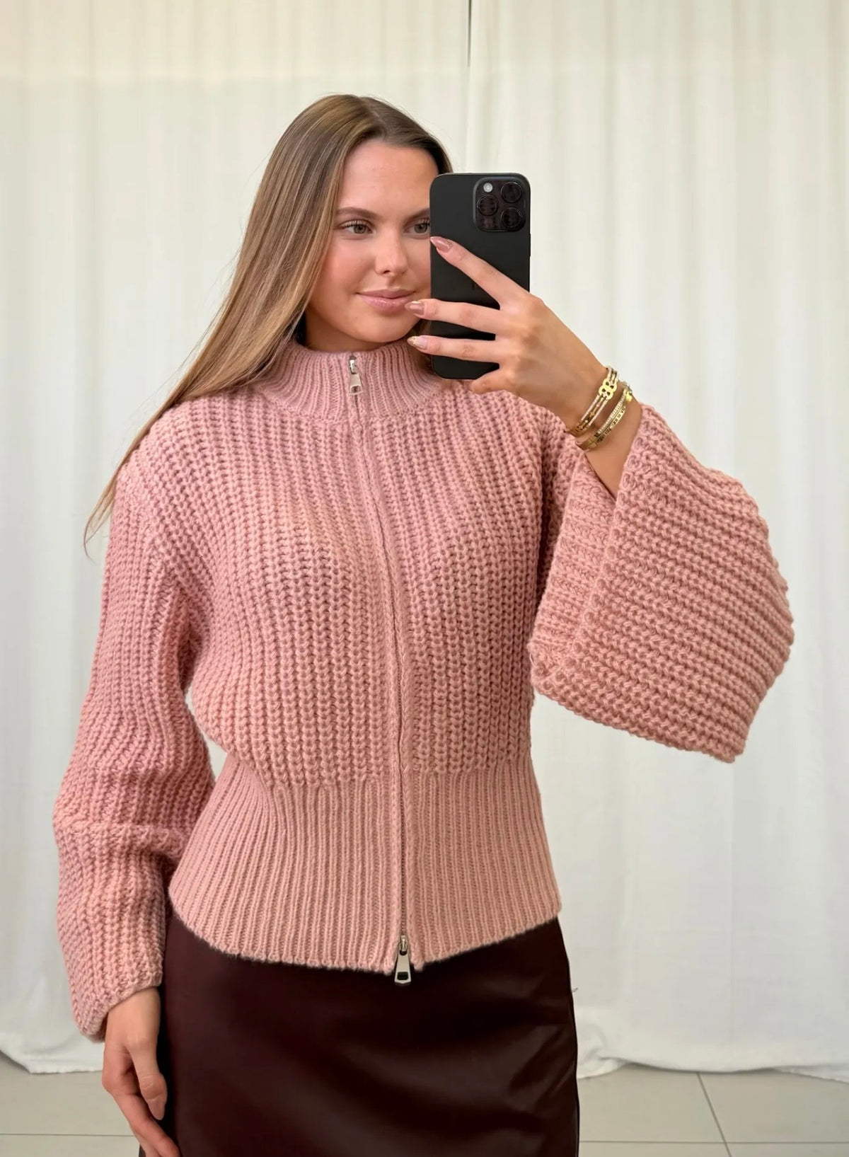 Rose Zipper